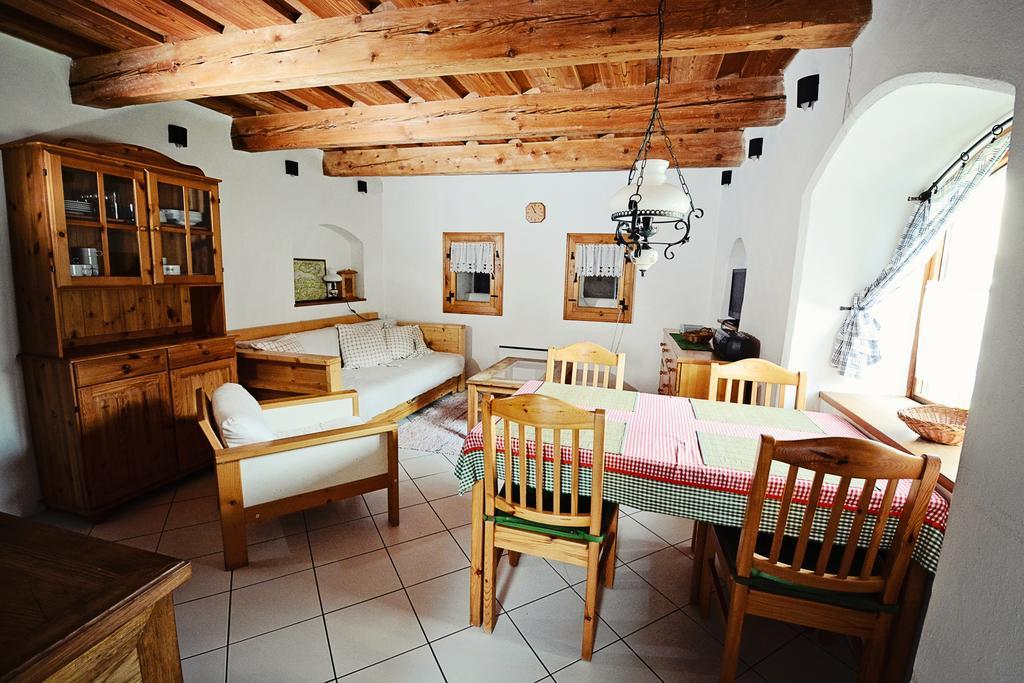 Syparne Guest House Liptovsky Jan Ruang foto